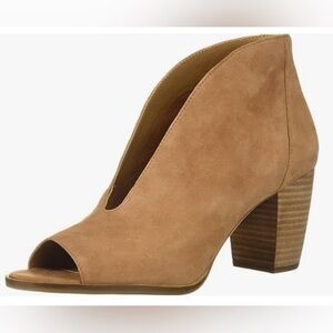 NWT Lucky Brand Women’s Joal Block Heel Suede Pump/Bootie - Size 8
